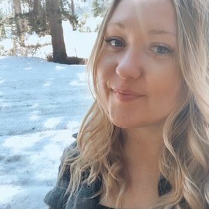 Meet your Posher, Brittney